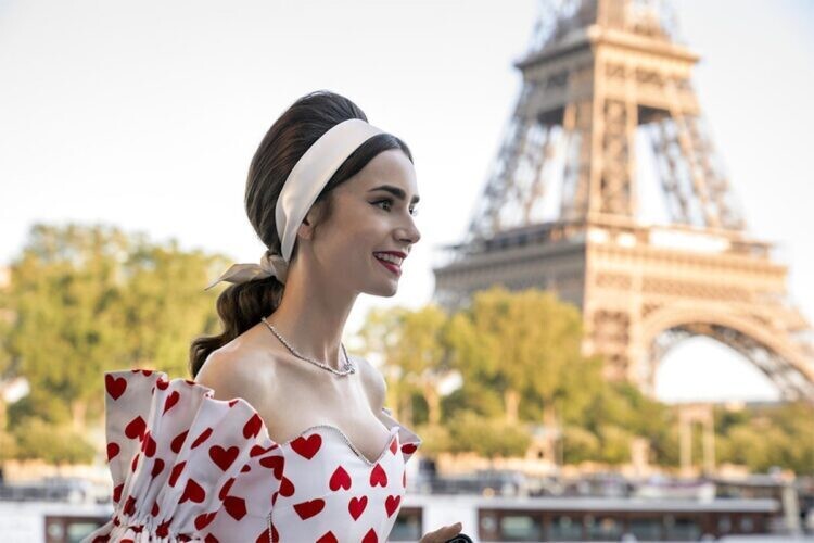 Emily-in-Paris-Eiffel-Tower-Image-courtesy-of-Netflix_b7fc0.jpg