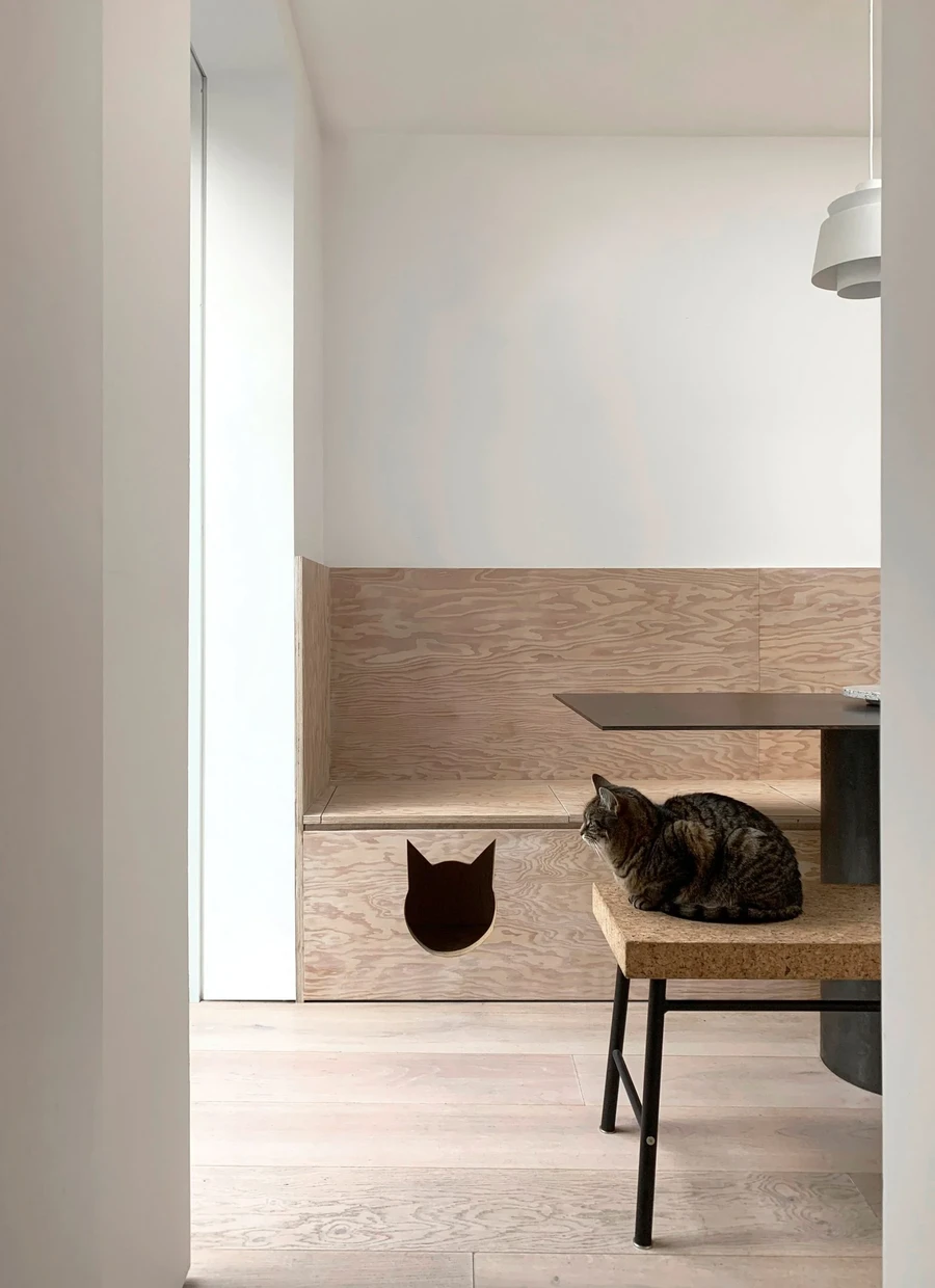 er-residence-london-house-extensions-architecture-studio-hallett-ike-_dezeen_2364_col_17-1704x2348-1_6fe5e.webp