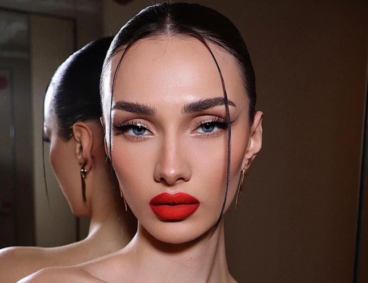 It’s Red Lip Season: Πώς να βρεις το τέλειο κόκκινο ανάλογα με τον τόνο της επιδερμίδας σου