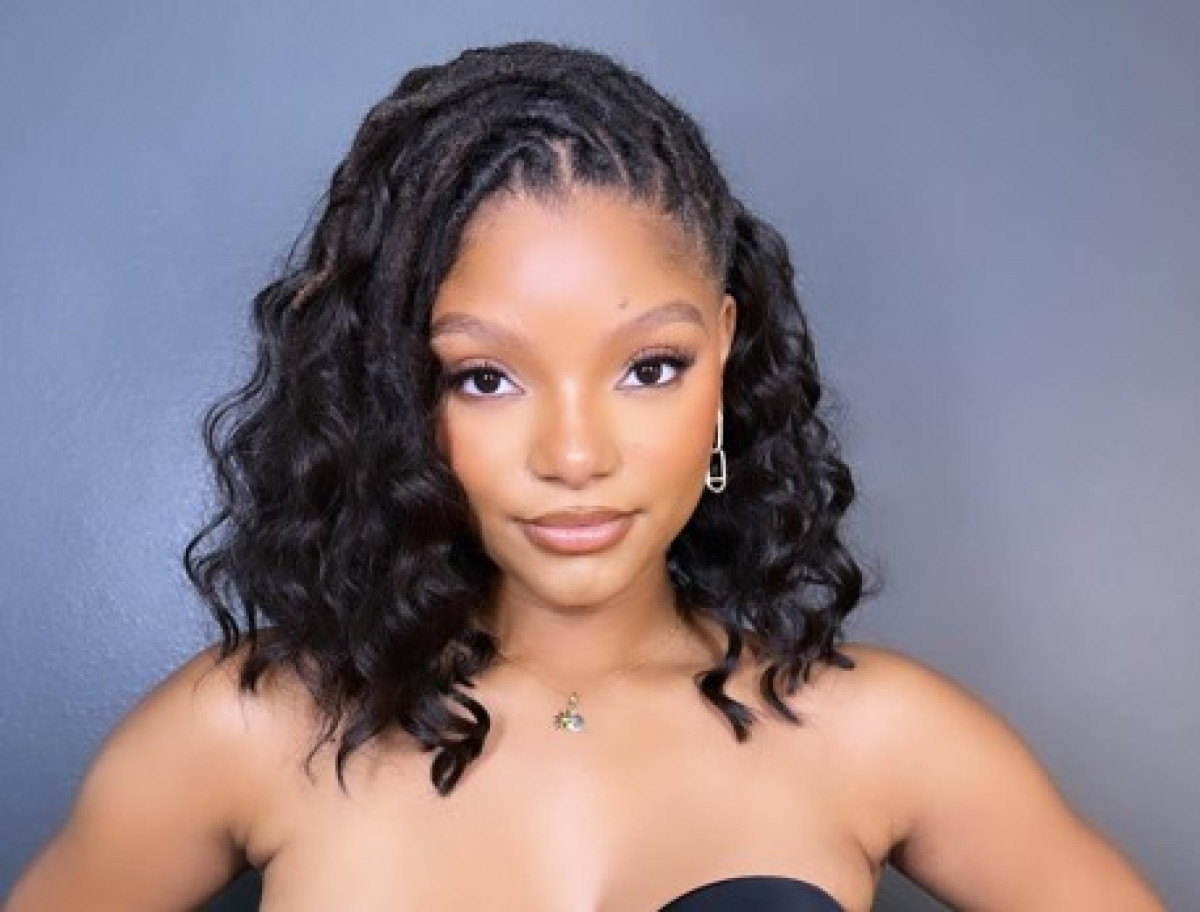 Η Halle Bailey μας δείχνει για πρώτη φορά το πρόσωπο του μωρού της