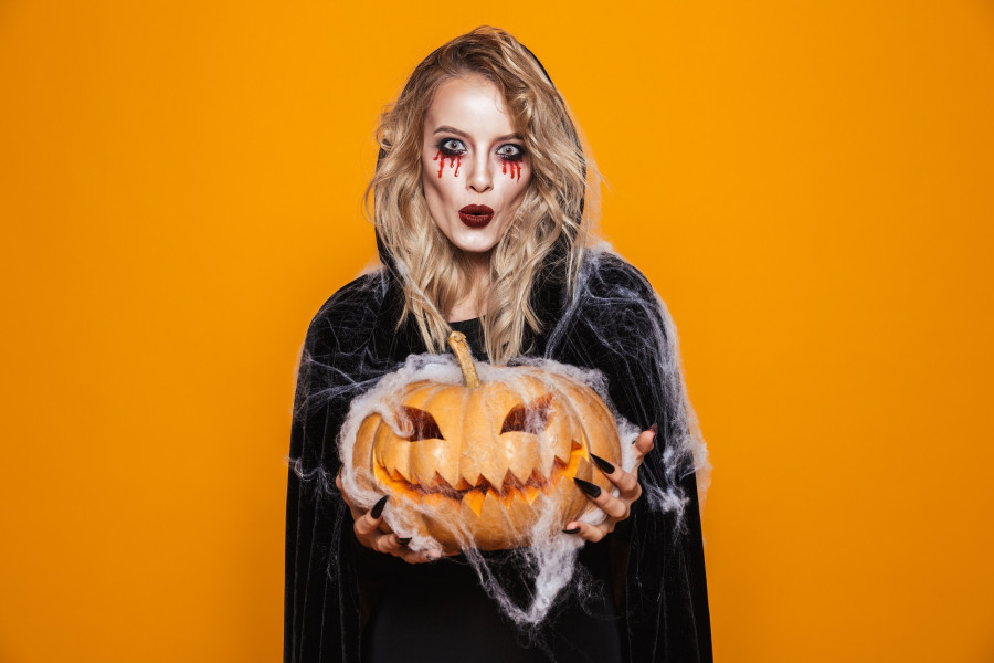 7 makeup looks μάγισσας για να μπεις σε Halloween mood απο τώρα