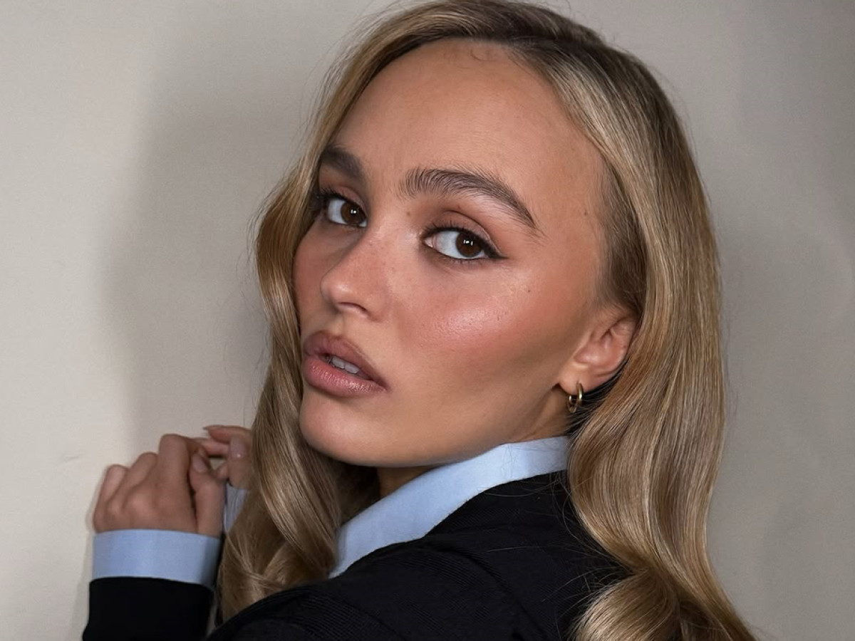 Το τελευταίο μανικιούρ της Lily Rose Depp είναι η επιτομή του &quot;your nails but better&quot;