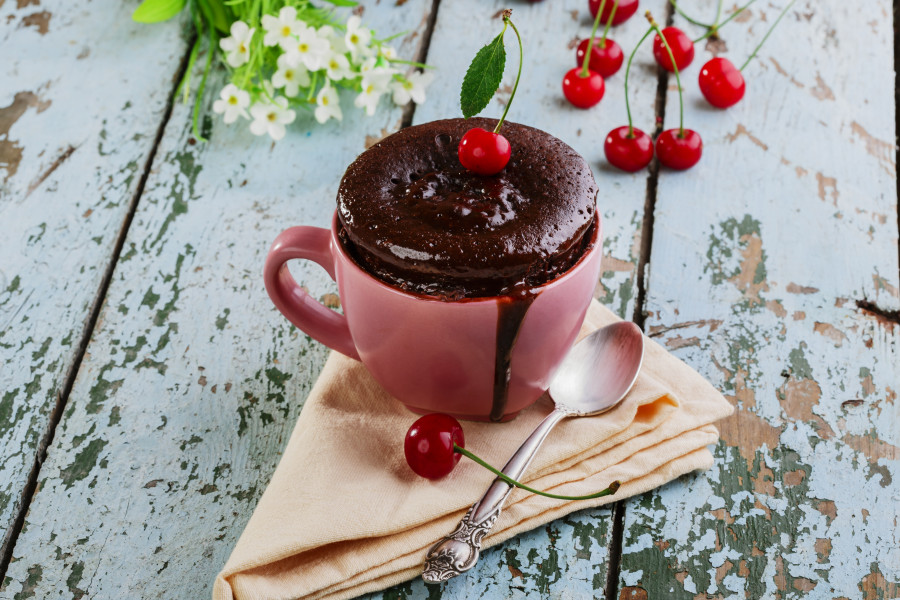 Σοκολατένιο Lava Cake σε κούπα . Έτοιμο σε 2 λεπτά!