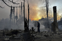 Κόλαση φωτιάς στο διάσημο Pacific Palisades: Κάηκαν τα σπίτια χολιγουντιανών celebrities - Oι δραματικές αναρτήσεις τους