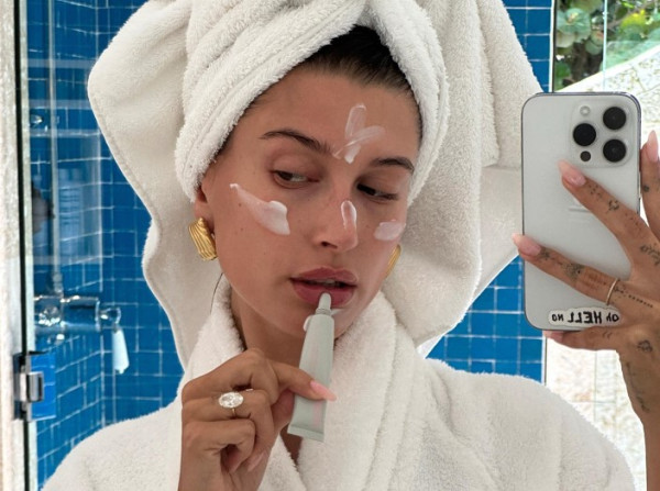 Face scrub: Πόσο συχνά πρέπει να κάνετε απολέπιση και τι να προσέχετε