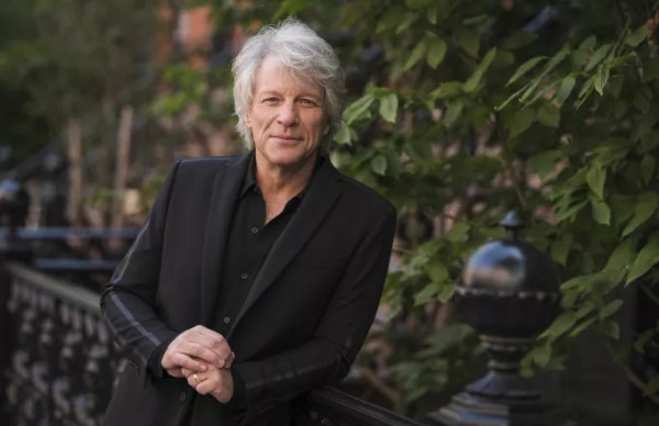 Jon Bon Jovi: Πέθανε η μητέρα του - Συντετριμμένος ο τραγουδιστής