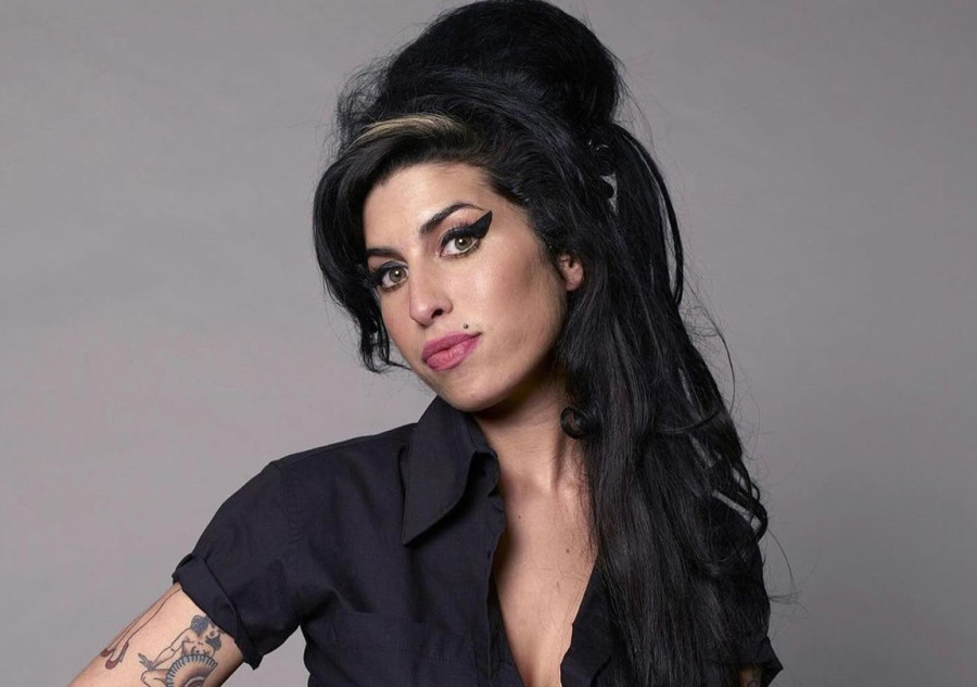 Πώς η Amy Winehouse απέκτησε τα εμβληματικά μαλλιά της