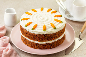 Λιγουρεύεστε Carrot Cake; Η Υβόννη Μπόσνιακ σας δίνει συνταγή για κέικ του...ονείρου