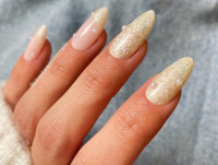 Cream nails: 6 ιδέες για το τέλειο nude μανικιούρ με άρωμα φθινοπώρου